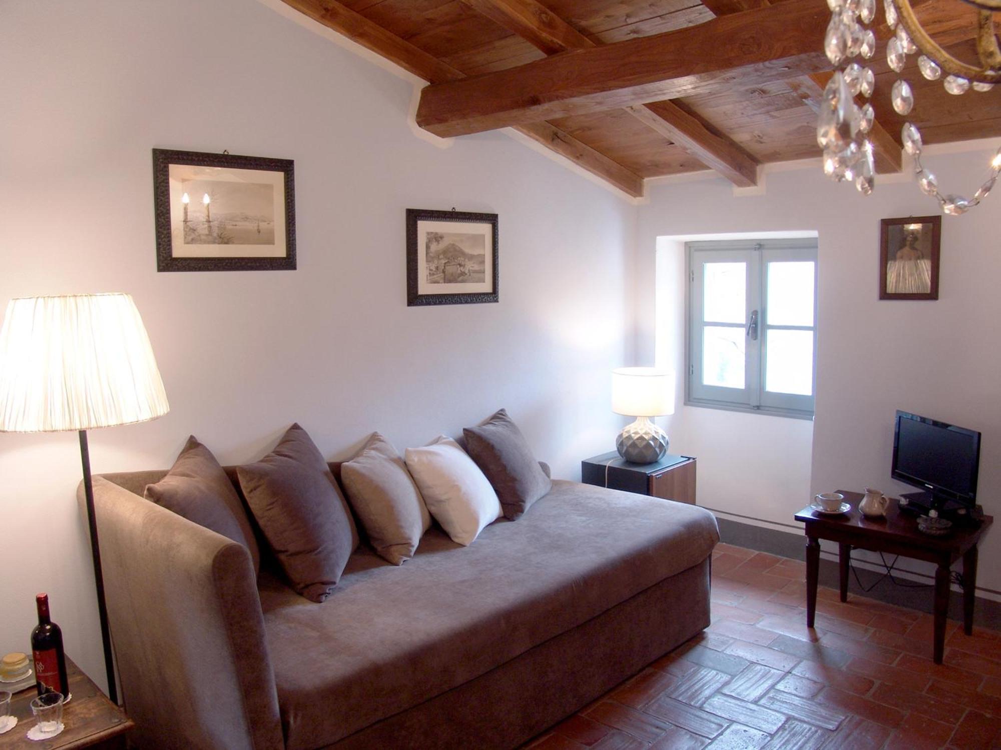 Suite with Private Garden,822878636:JPEG